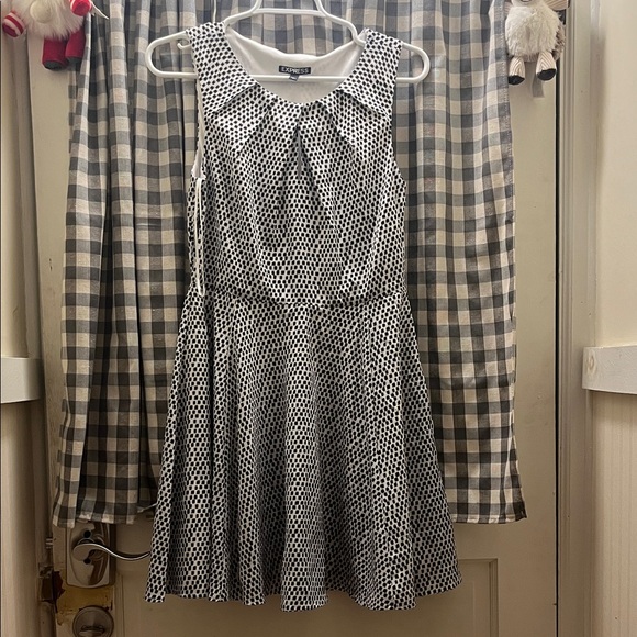 Express Dresses & Skirts - Express Black and White Patterned Mini Dress